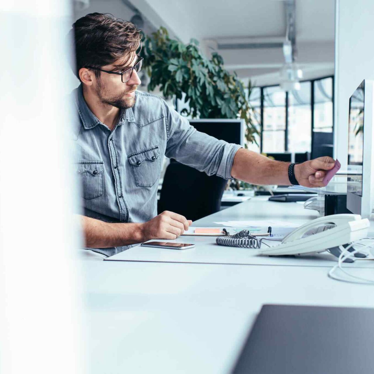 https://remotebusiness.eu/wp-content/uploads/2019/04/blog-post-16-1280x1280.jpg