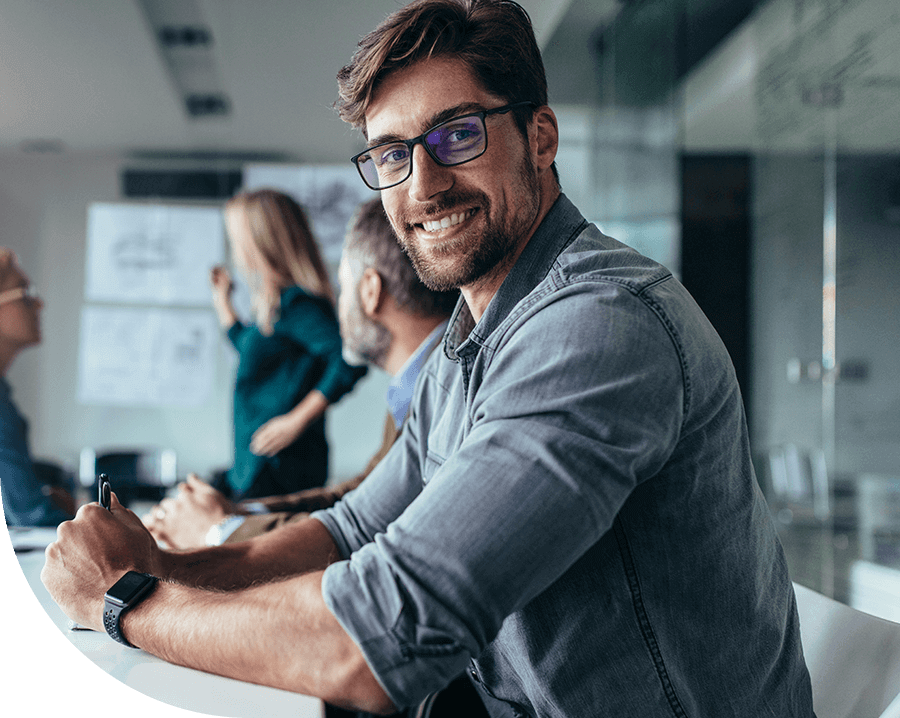 https://remotebusiness.eu/wp-content/uploads/2020/04/img-people-03.png